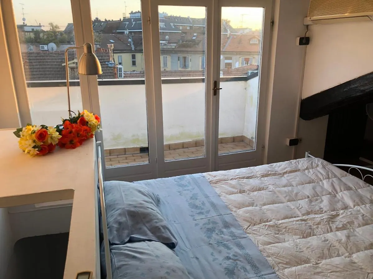 Charming 1-Bed Apartment In Milano  Milan