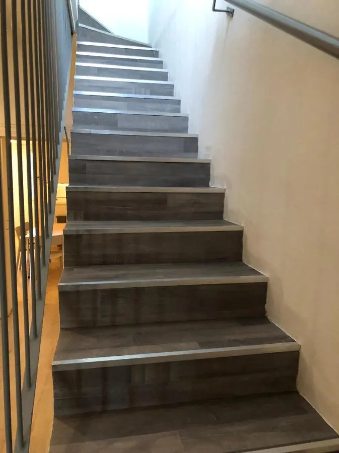 Charming 1-Bed Apartment In Milano Italia